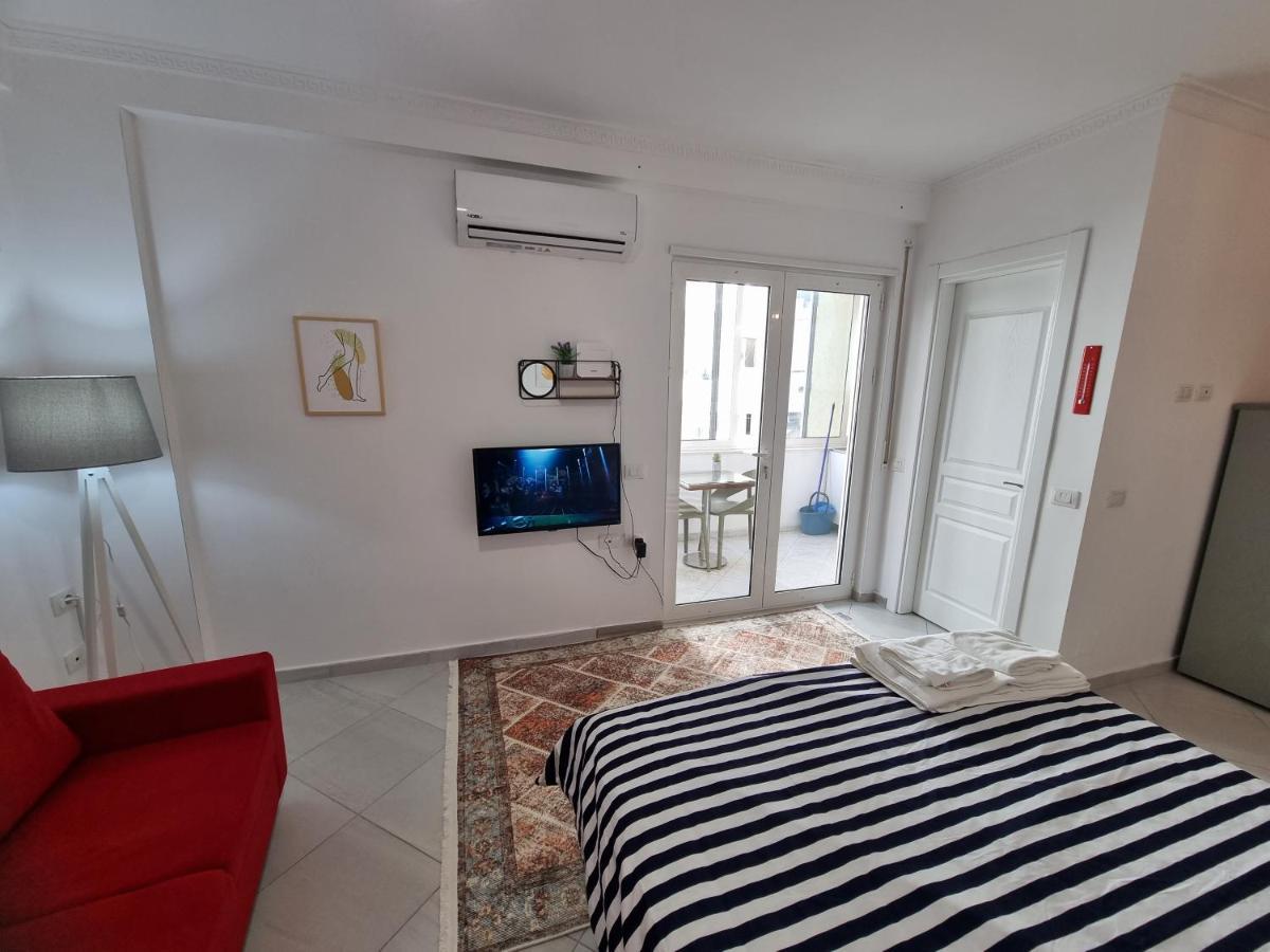 New Modern Studio In Central Tirana Appartement Buitenkant foto