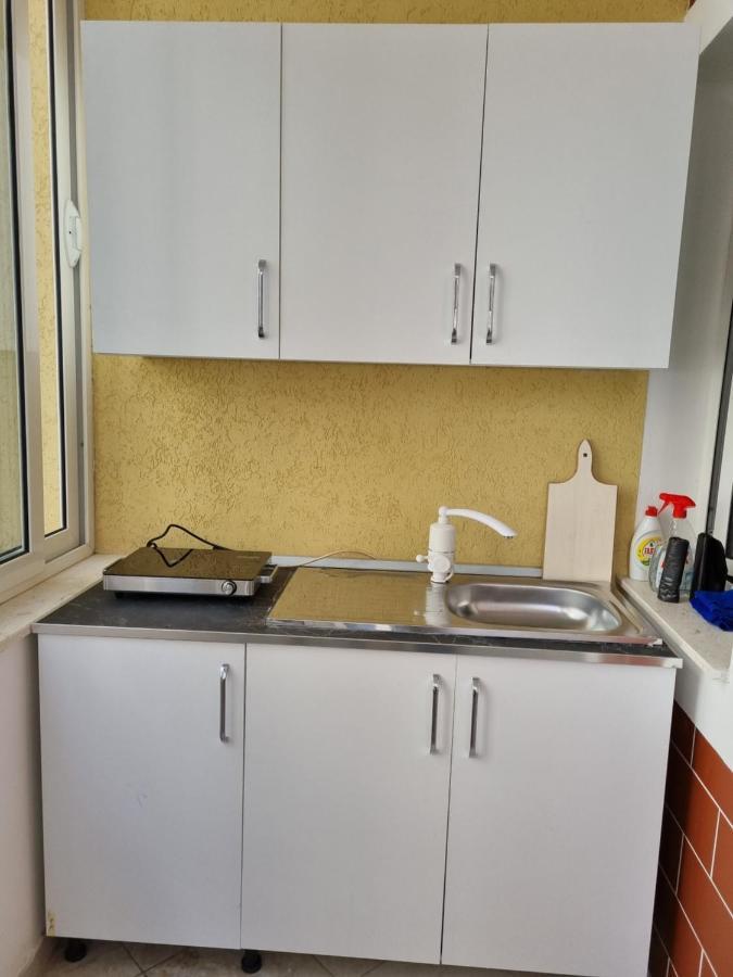 New Modern Studio In Central Tirana Appartement Buitenkant foto